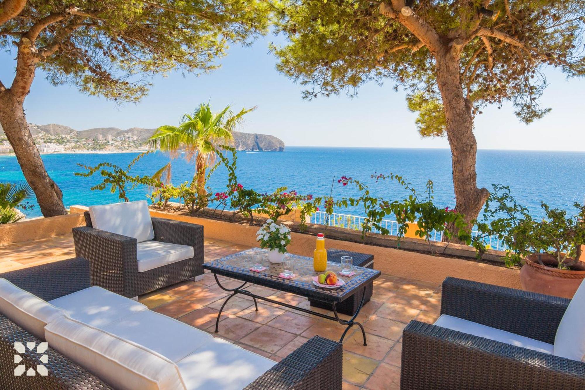 Holiday home Villa Changrila By Abahana Villas